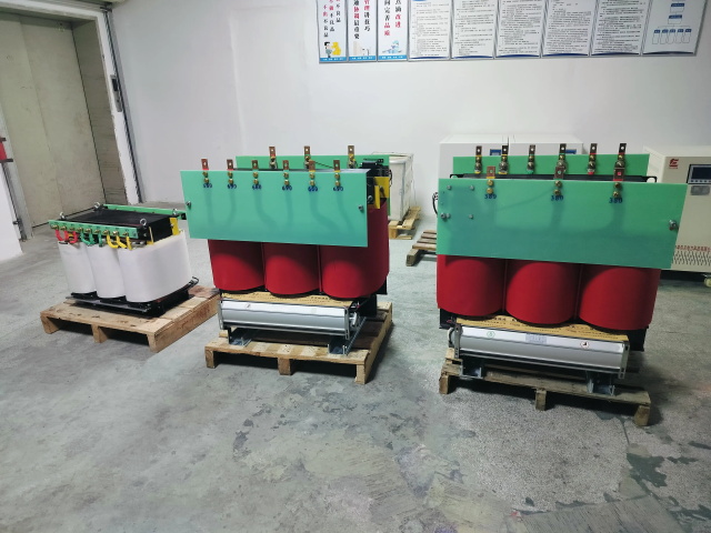 新丰KS11-1000KVA矿用变压器
